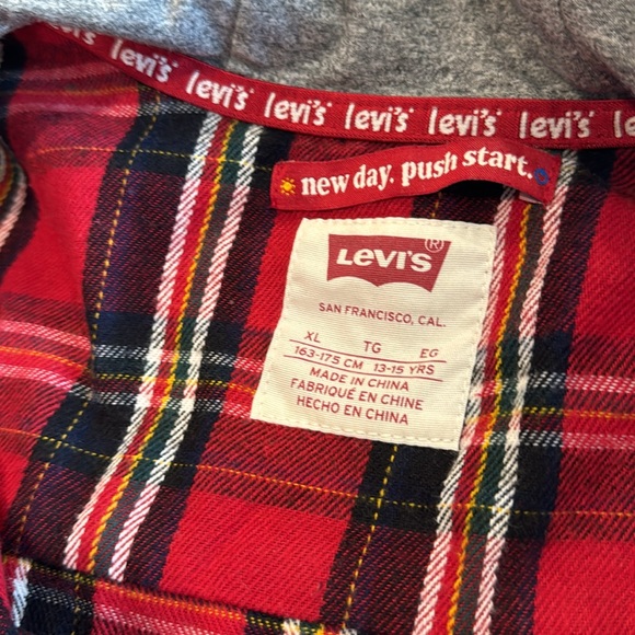 Levi’s XL boys jacket - Picture 3 of 5